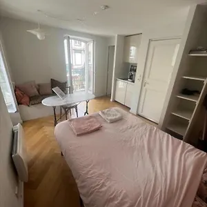 Nice Studio Overlooking The Notre Dame Cathedral Appartement Clermont-Ferrand